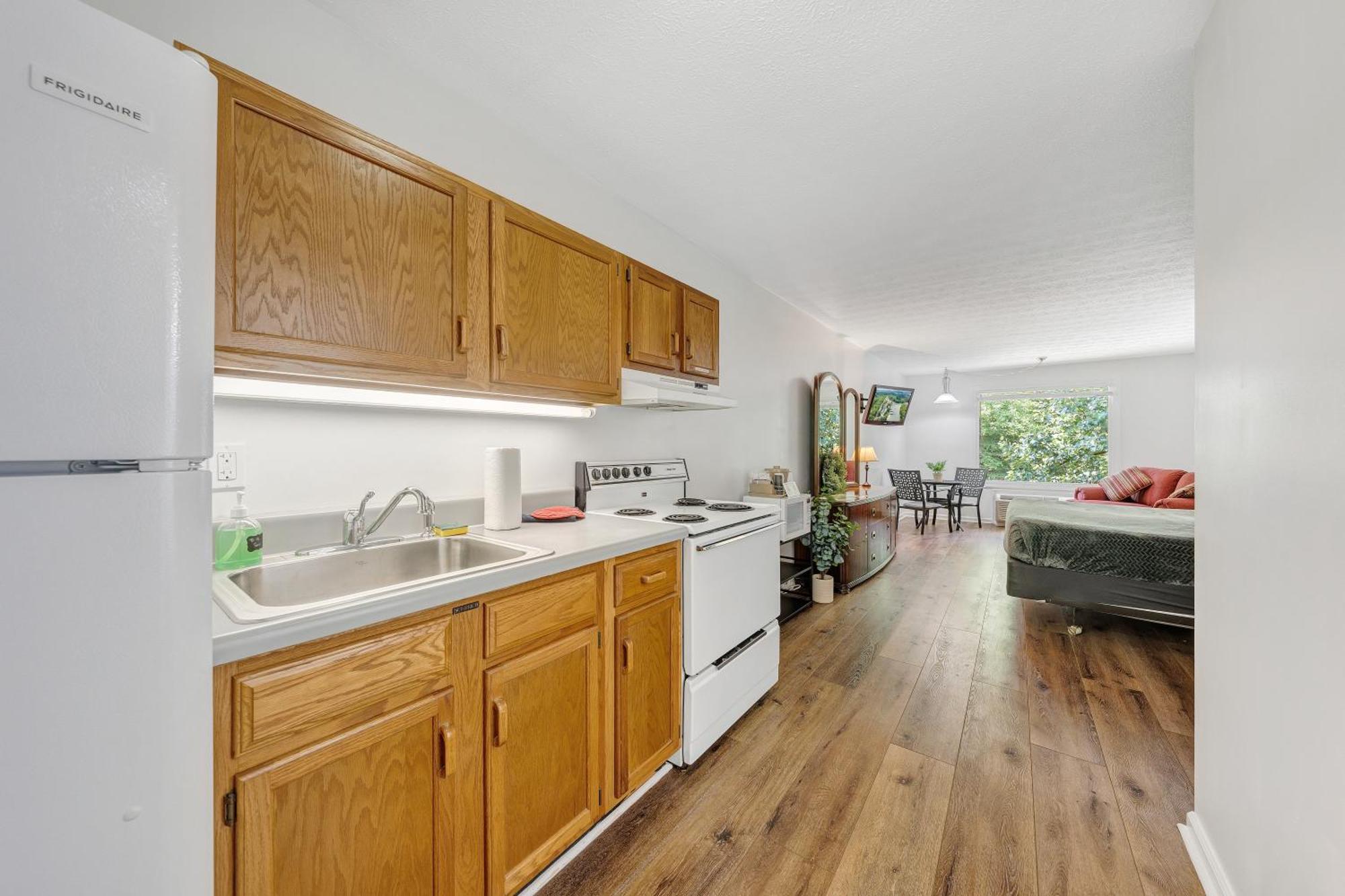 Hotel Halesford Harbour - Smith Mountain *